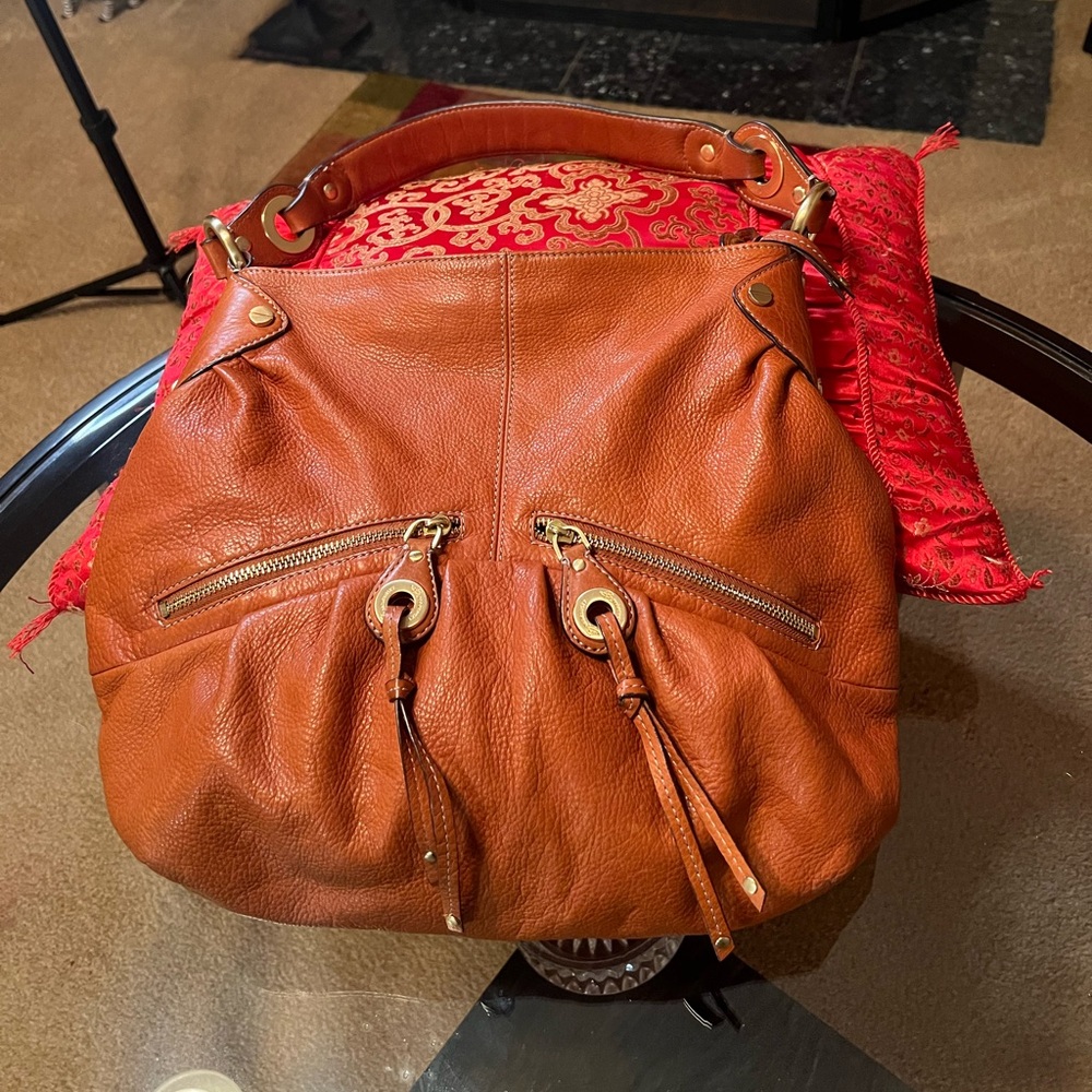 Camel colored B. Makowsky hobo shoulder bag